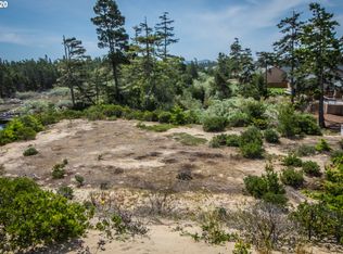 Lake Point Dr, Florence, OR 97439