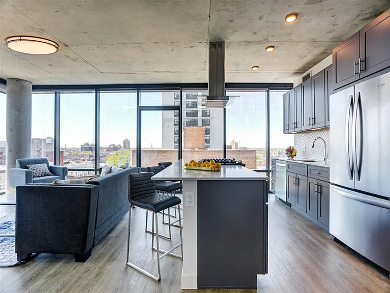 Four50 Residences — Photo 14
