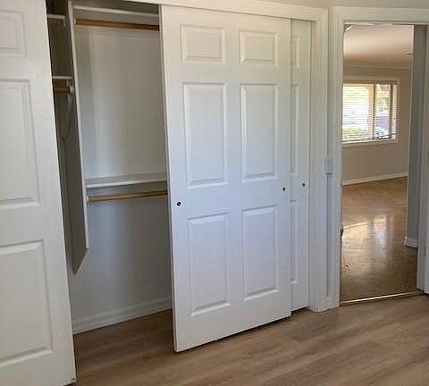 5th image of 2324 E Turney Ave