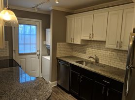 Frost Courtyard Apartments -