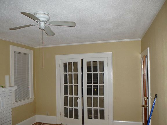 3rd image of 2886 College St APT 4