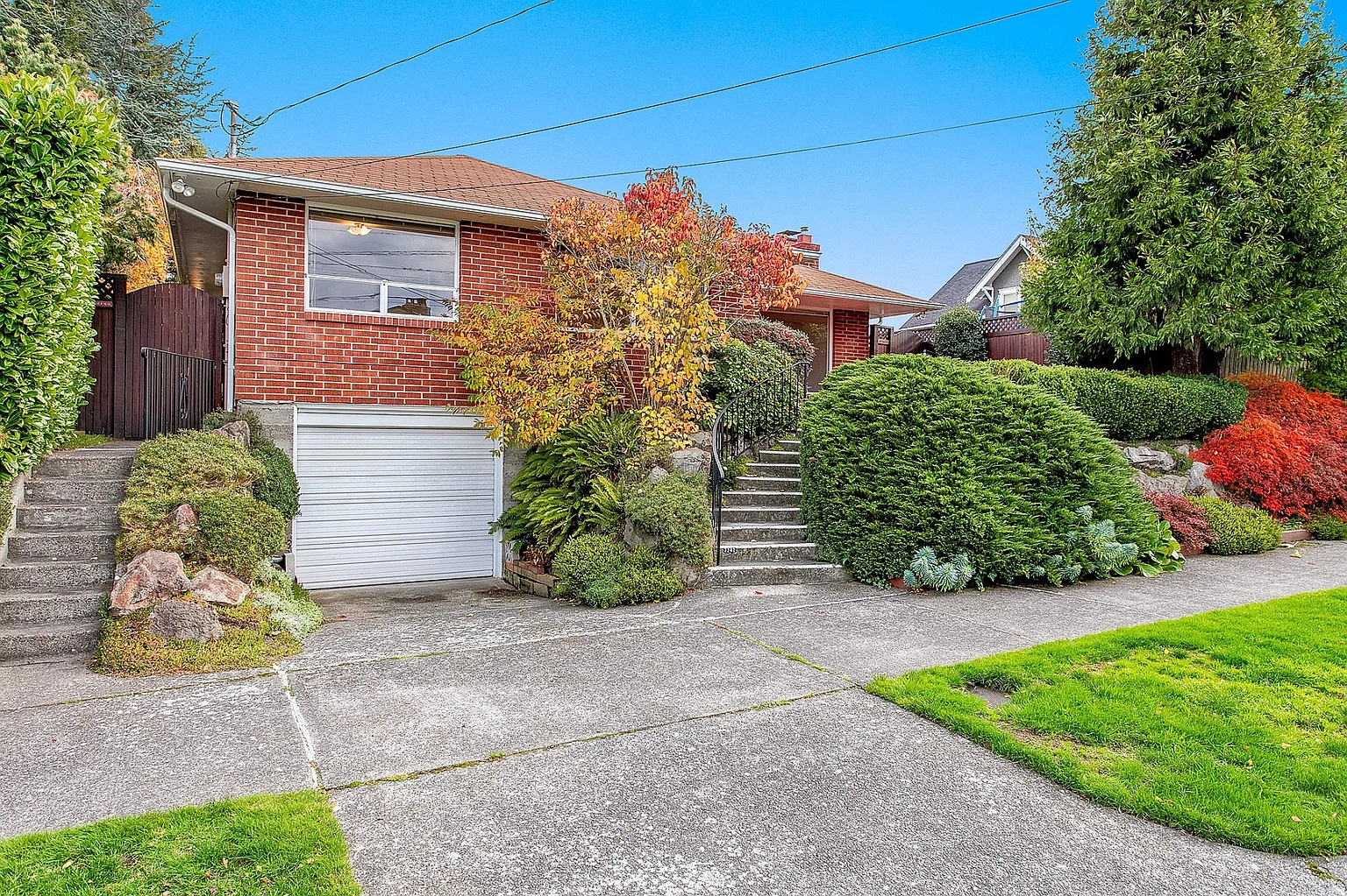 3242 27th Ave W photo 1