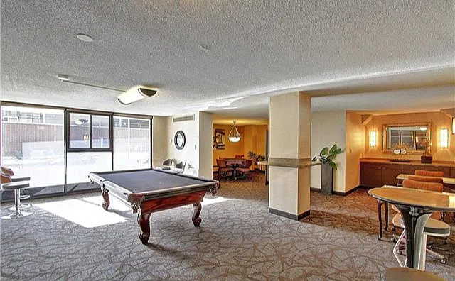 Brooks Towers Condo - 3A — Photo 4