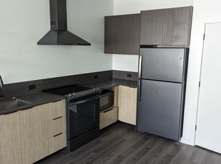 842 Saratoga St #1A, Boston, MA 02128