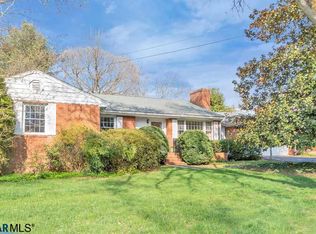 1715 King Mountain Rd, Charlottesville, VA 22901
