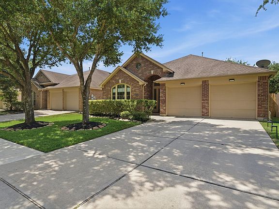 3rd image of 13416 Moonlit Lake Ln