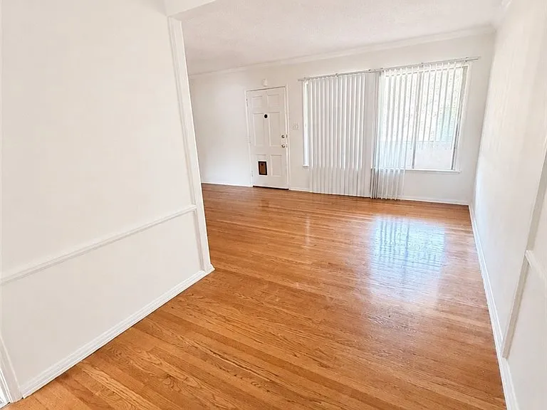 4109 Warner Blvd #C — Photo 3