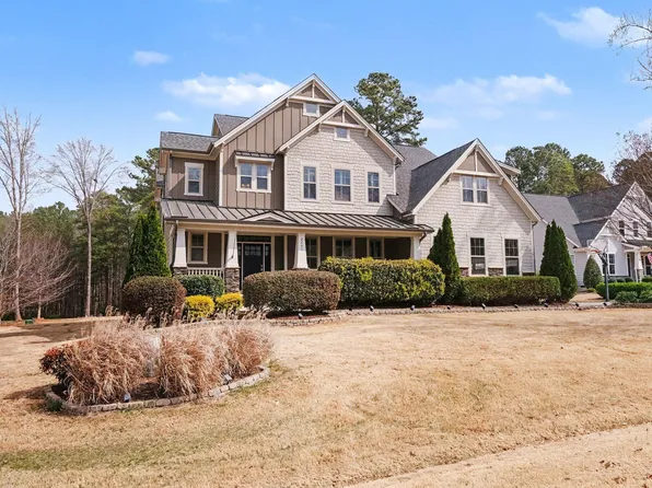 2401 Sterling Crest Dr, Wake Forest, NC 27587