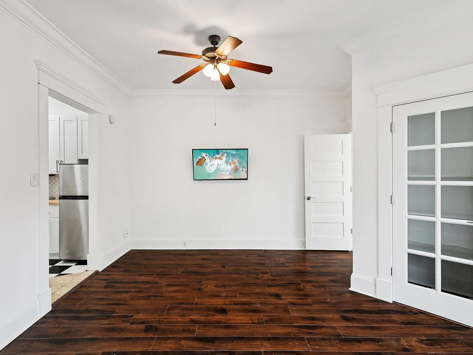 CENTER VIEW APARTMENTS - LIVE YOUR BEST LIFE HERE! — Photo 3
