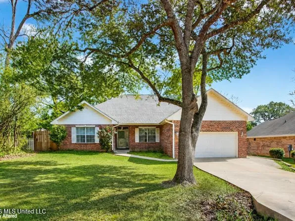 883 Alawai Ave, Diamondhead, MS 39525