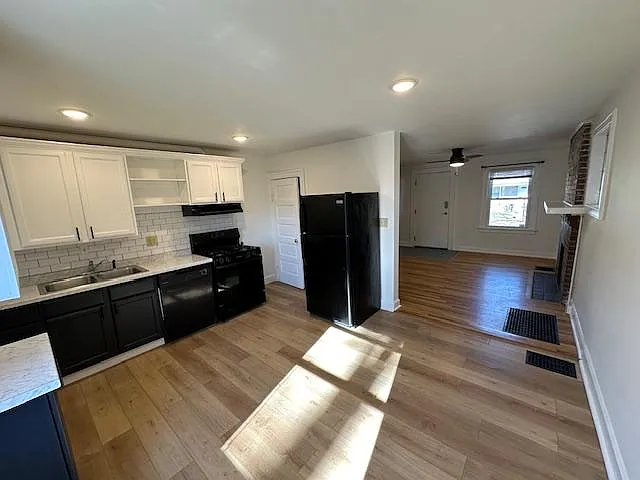 821 W Rich St #821 — Photo 8