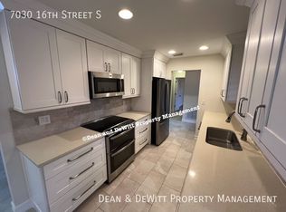 7030 16th St S, Saint Petersburg, FL 33705