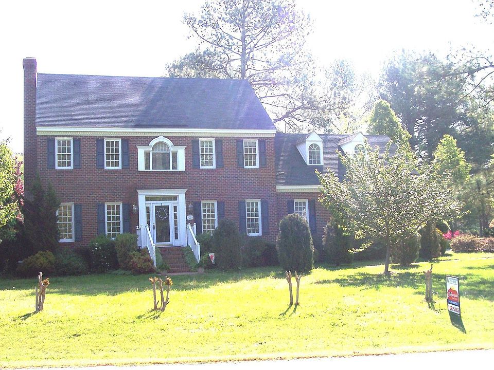 Great golf course home!