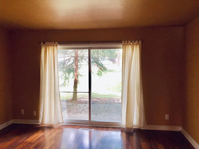 3677 Kenbrooke Ct — Photo 11