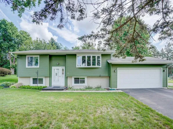 501 Michele Street, Mount Horeb, WI 53572