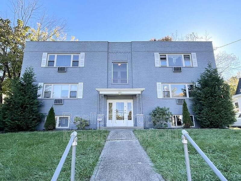 1st image of 2751 Arbor Ave APT 6
