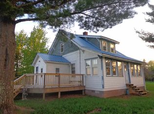 7427 Evergreen Dr, Mass City, MI 49948