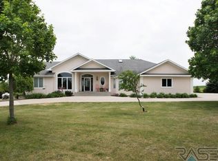 47825 249th St, Garretson, SD 57030