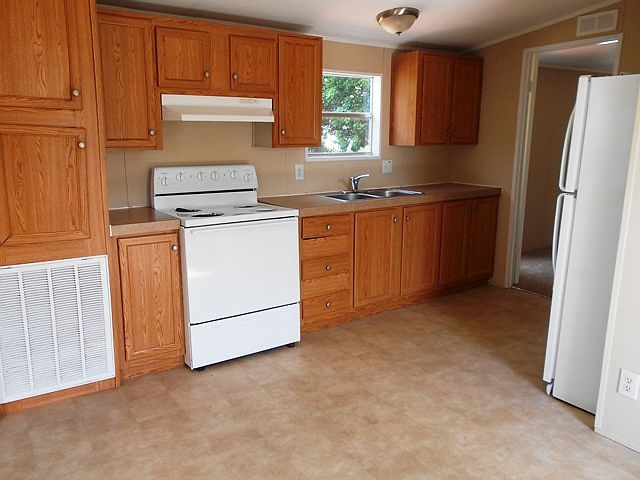 2nd image of 107 NW 50th Ct