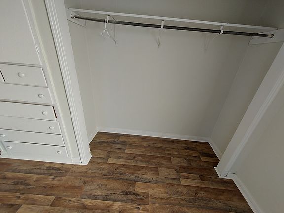 2nd image of 227 16th St