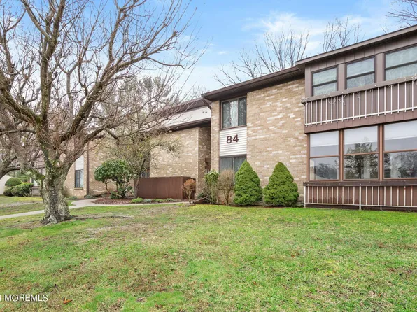 84 Amberly Drive #K, Manalapan, NJ 07726