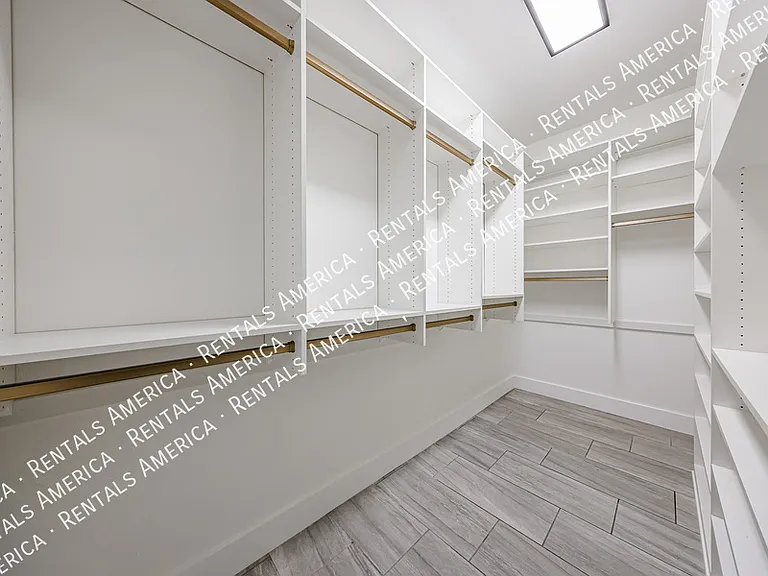 7855 W Rock Springs Dr — Photo 32