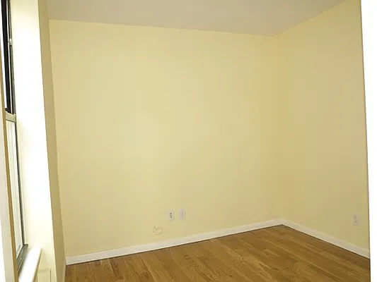 Rented by Target Realty Group | media 2