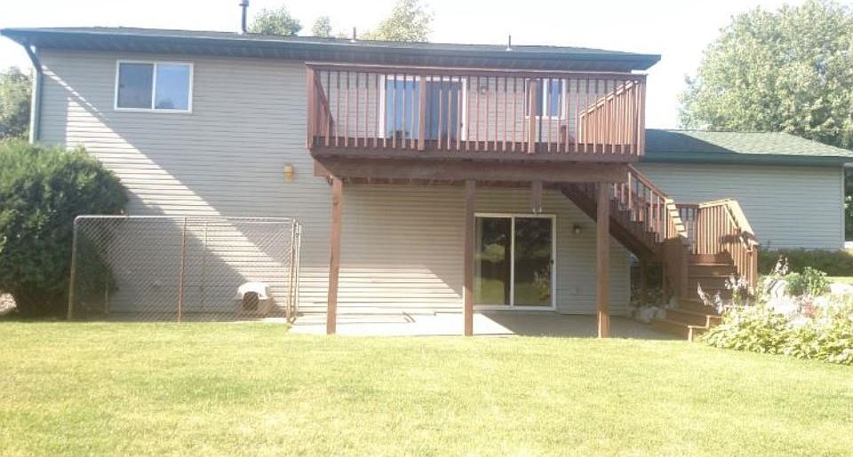 2nd image of 804 5th St S