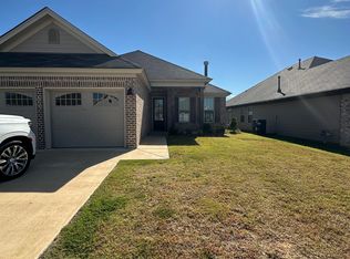 9915 Bluestone Cir, Pike Road, AL 36064
