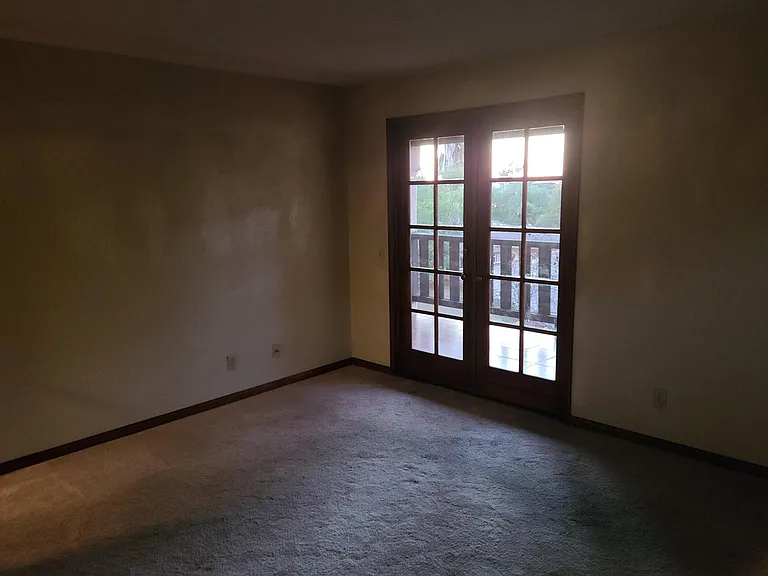 2618 Juan St #7 — Photo 9