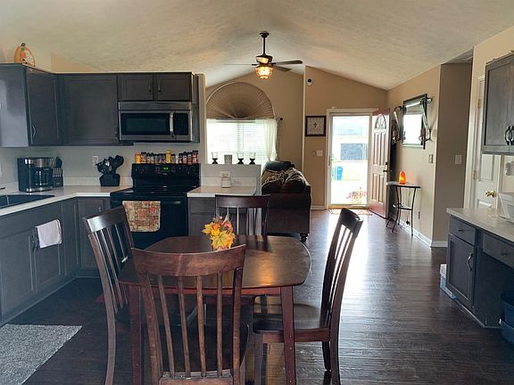 2nd image of 360 Drake Dr
