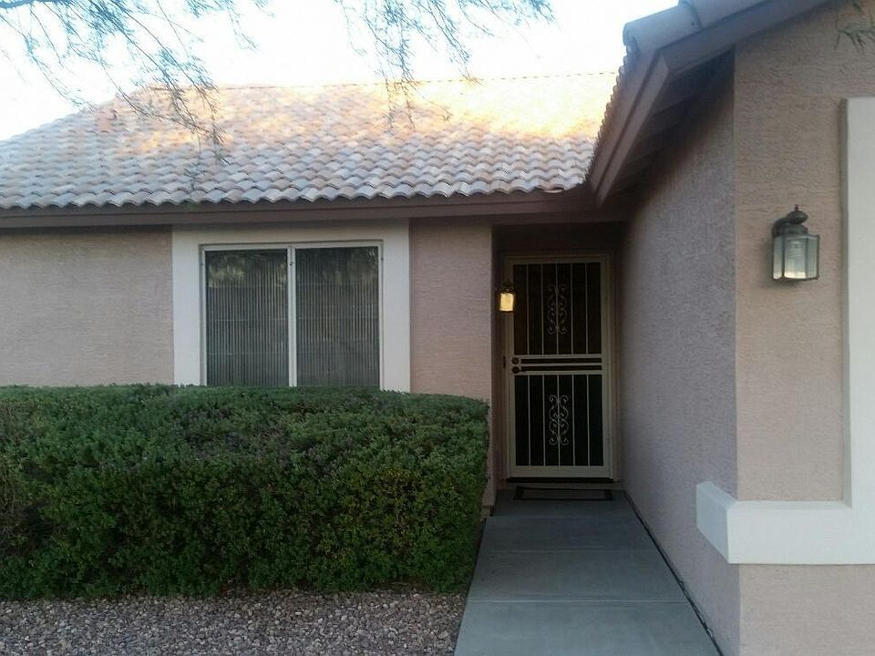 1st image of 20729 N 106th Ln
