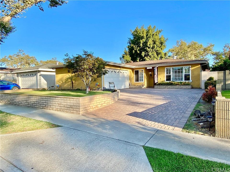 1st image of 11334 Agnes St