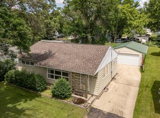 2039 15th St SE, Rochester, MN 55904