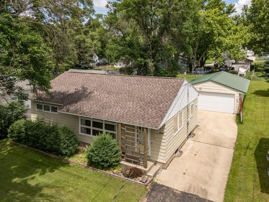 2039 15th St SE, Rochester, MN 55904