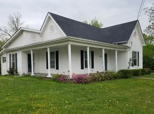 2111 Indian Ridge Rd, Johnson City, TN 37604