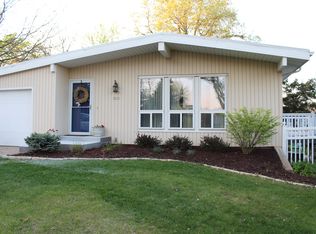 3312 Frontier Cir, Manhattan, KS 66503