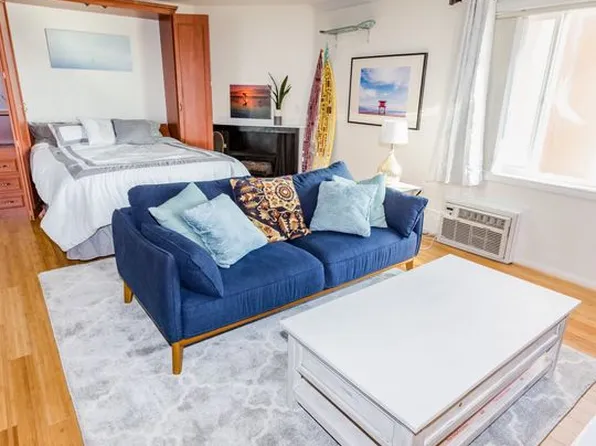 840 Turquoise St, San Diego, CA