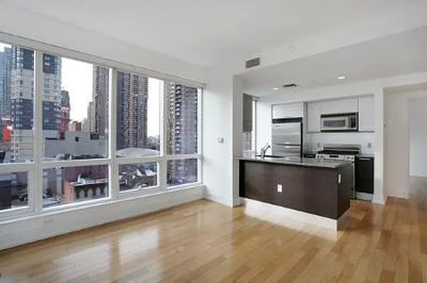 Rented by Corcoran | media 28