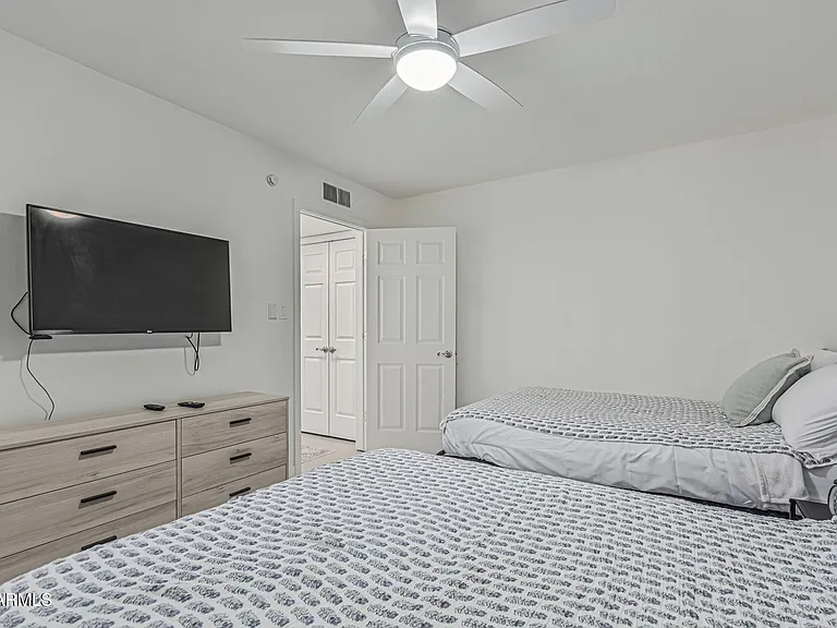 7401 E Northland Dr #4 — Photo 17