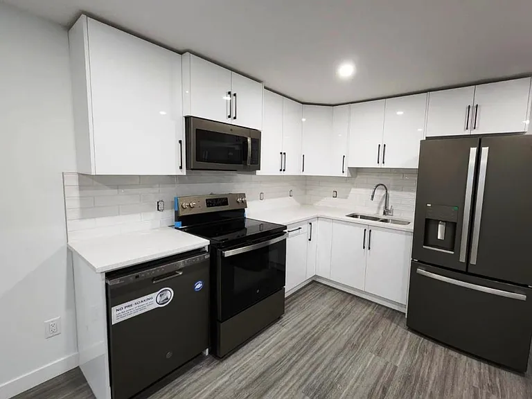 84 Creekstone Dr SW #BASEMENT — Photo 2