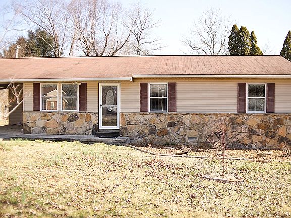 2nd image of 124 Sherman Dr