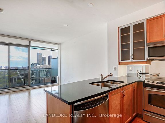 3rd image of 18 Yorkville Ave #701