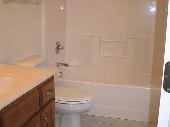 4th image of 301 New Port Meadows Cir