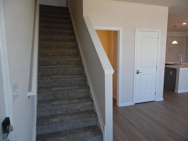 2201 Mill Ln — Photo 13