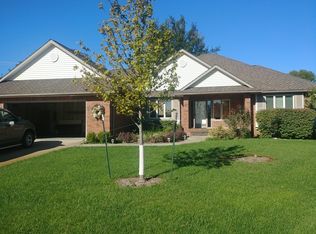 237 S Breezy Pointe Ct, Wichita, KS 67235