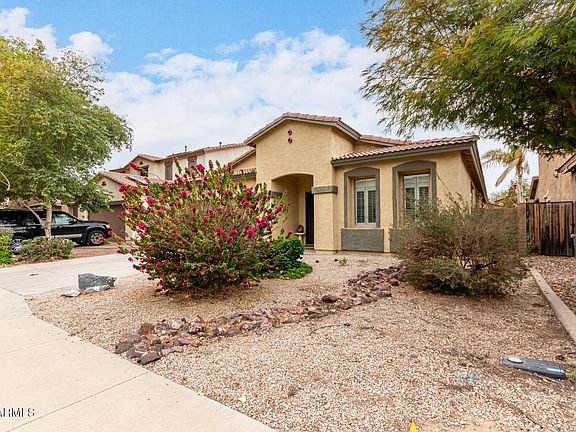 3rd image of 45210 W MIRAMAR Road