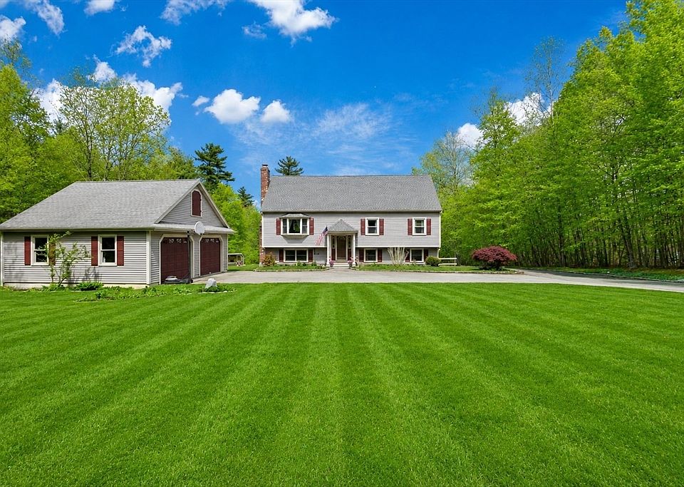 1st image of 2 Howard Ln
