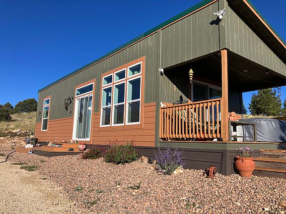 2nd image of 524 Robinson Rd