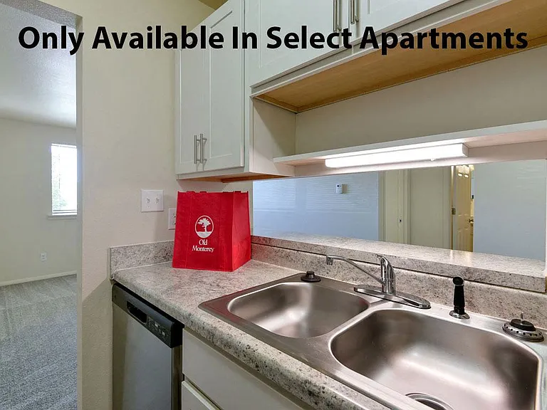 Old Monterey Apartments — Photo 20